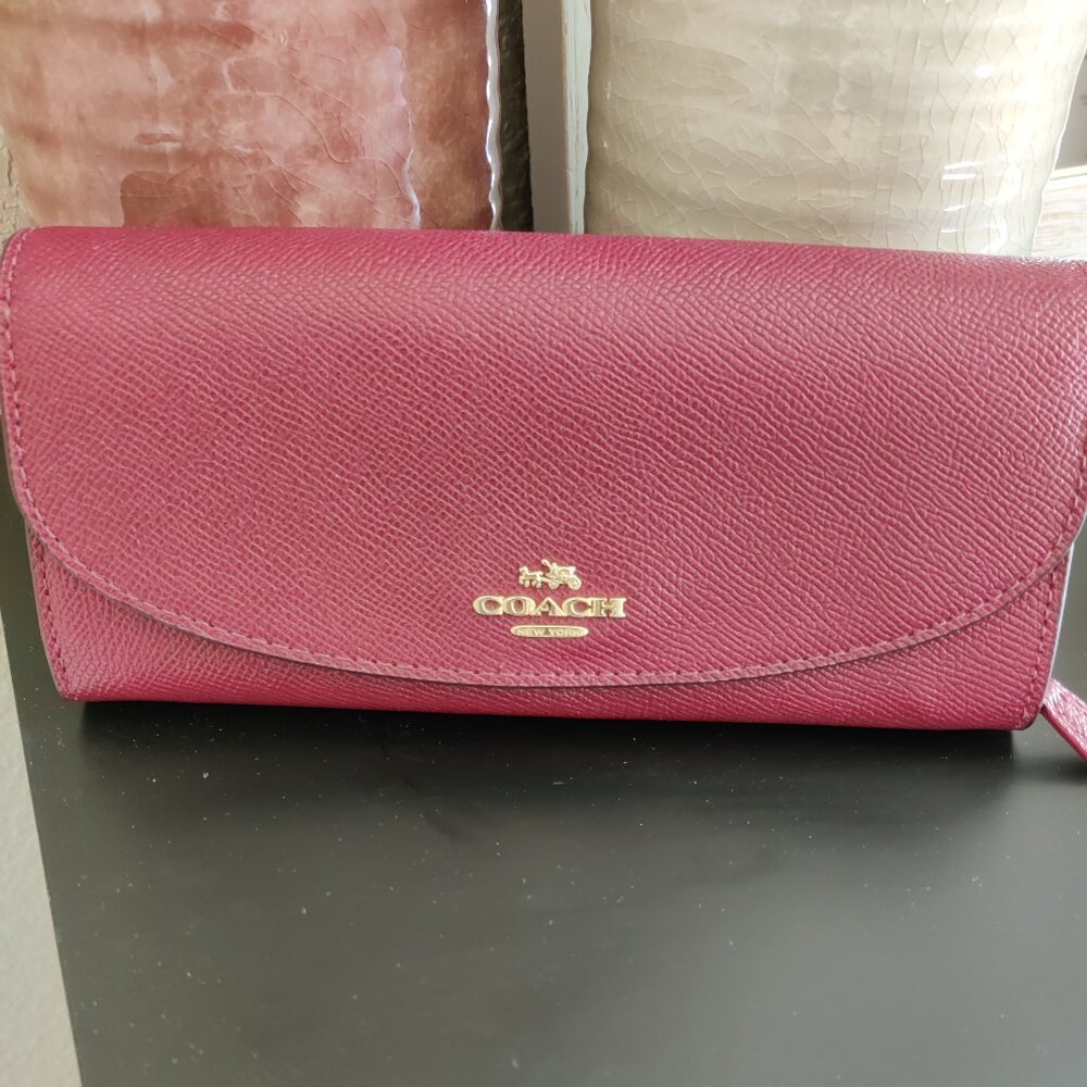 COACH - Slim Envelope Wallet - Brick Red/Gold